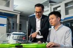 港城大研发“液滴拖把” 成果登《自然-可持续发展》！